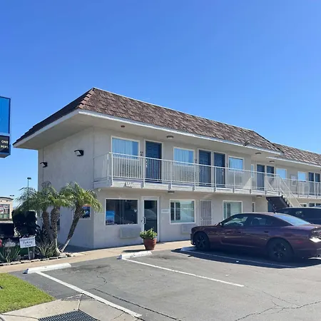 Motel 6 Ontario Airport